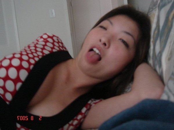 Tchat webcam sexe avec une jeune chinoise pulpeuse